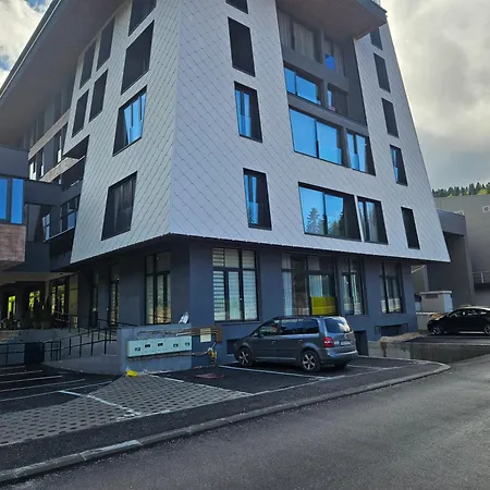 아파트 Mountain Goat