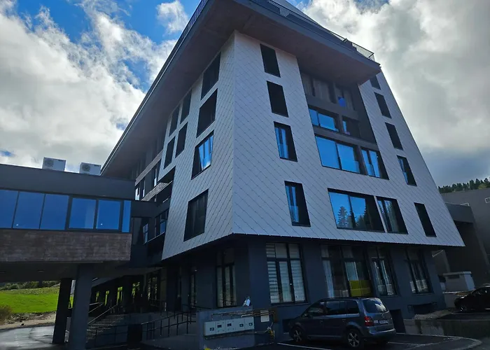 Mountain Goat بيلاسنيكا